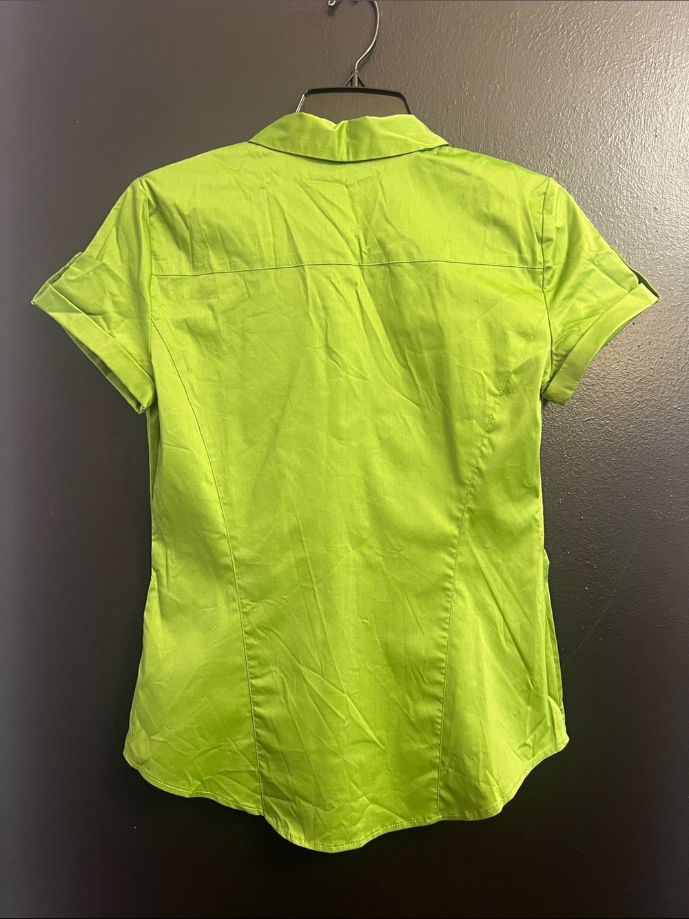 NY&Co Leaf Green Short Sleeve Silver Button-Up Blouse - Picture 3 of 5